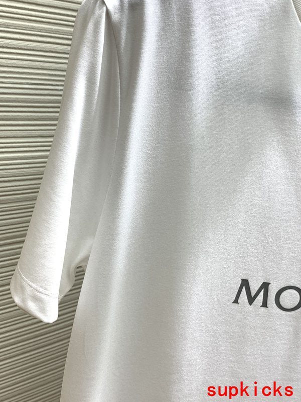 Moncler Luxury Cloth