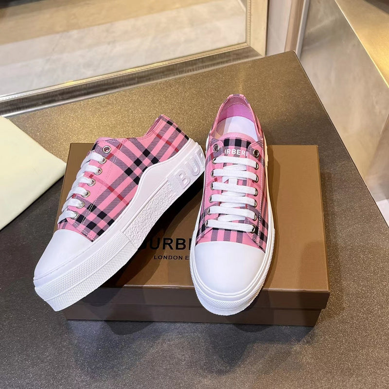 Burberry Luxury Shoes