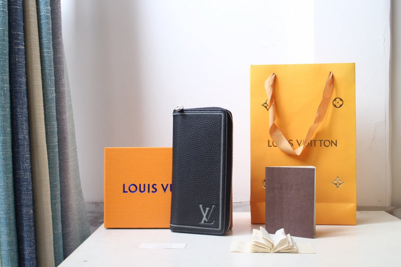LOV2 Bags - Luxurious Bags  2780