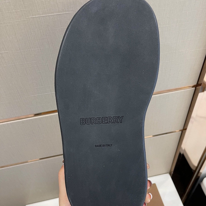 Burberry Luxury Shoes