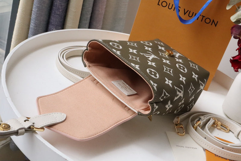 I W Fashion Lu-Vi Bags - 16824