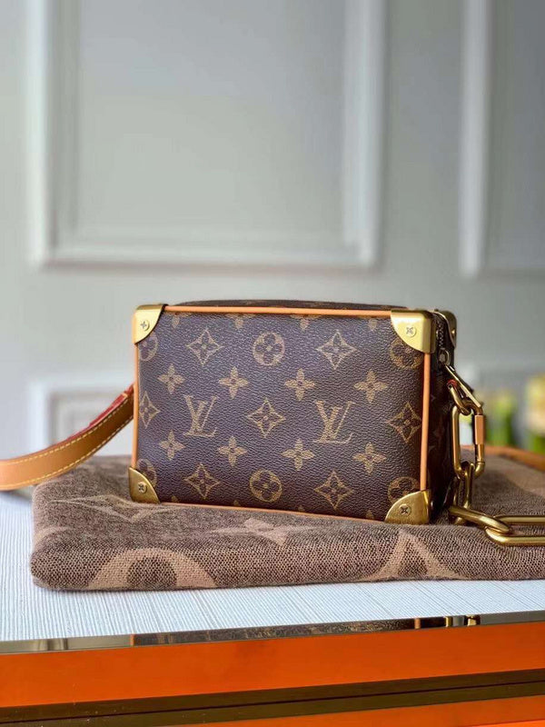I W Fashion Lu-Vi bags - 17426