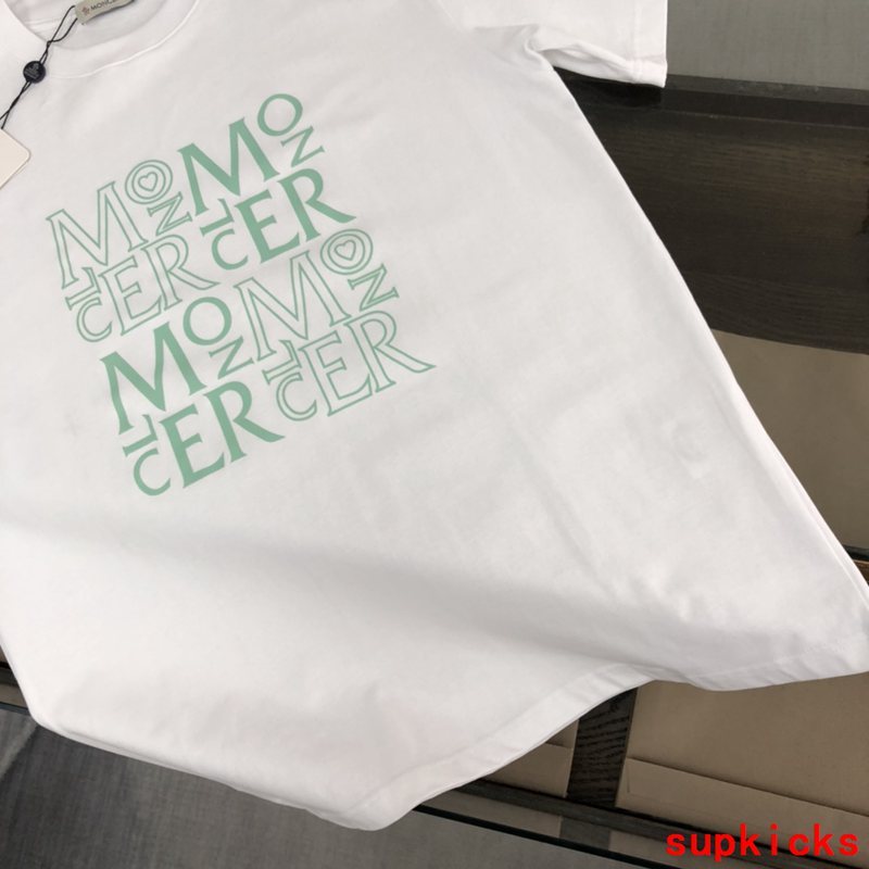 Moncler Luxury Cloth