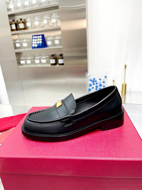 Valentino GARAVANI Luxury Shoes