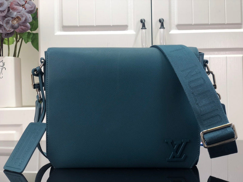 I W Fashion Lu-Vi Bags - 16960