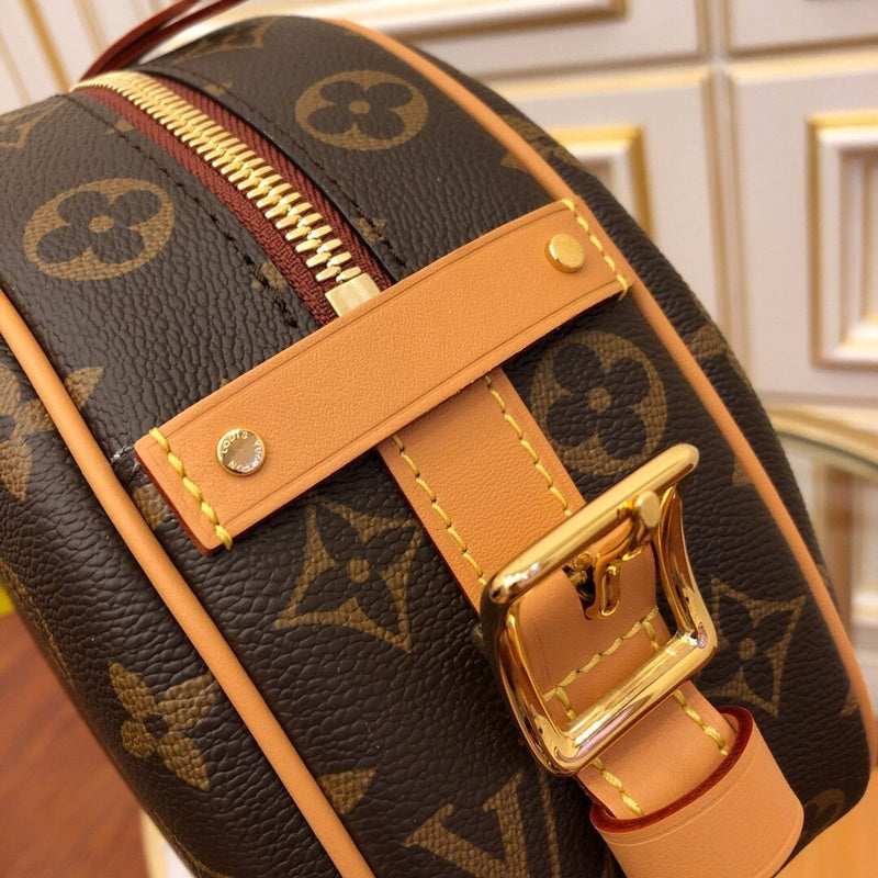 I W Fashion Lu-Vi bags - 17800