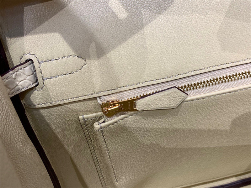 PHA - HMS Bags - 1123