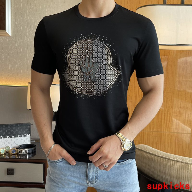 Moncler Luxury Cloth