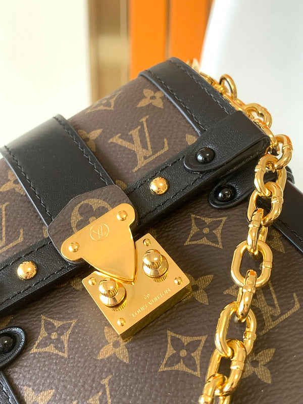 I W Fashion Lu-Vi bags - 17153