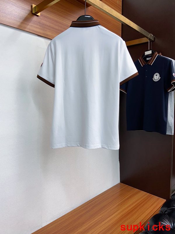 Moncler Luxury Cloth