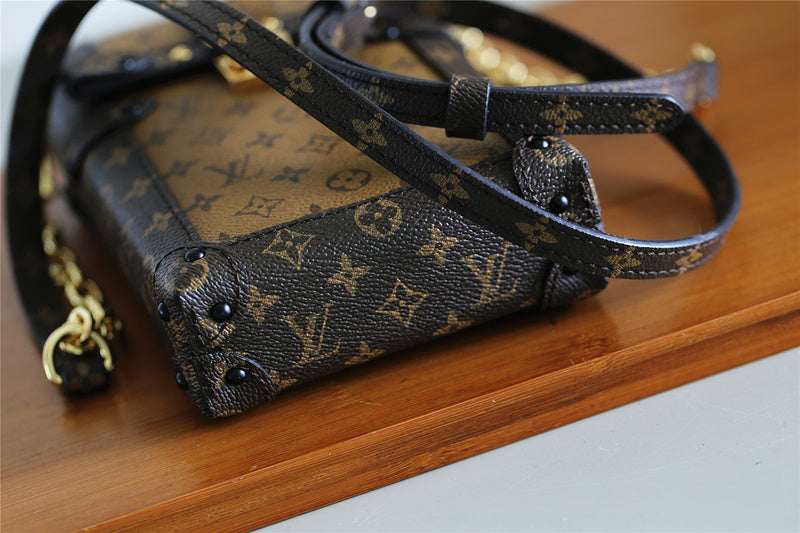 I W Fashion Lu-Vi bags - 9087