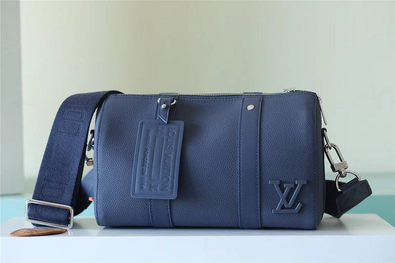 I W Fashion Lu-Vi bags - 11226
