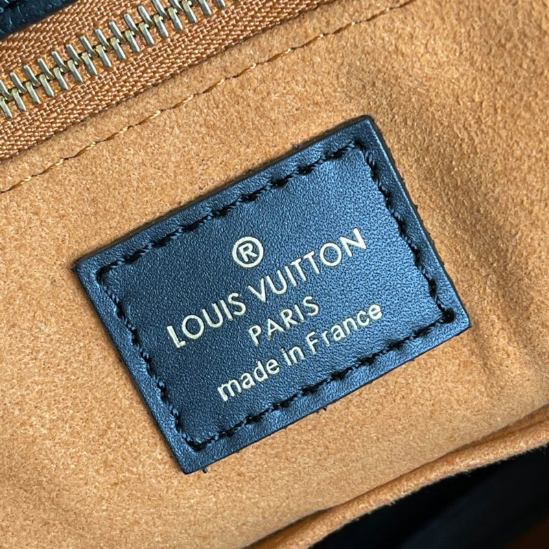 I W Fashion Lu-Vi bags - 17161