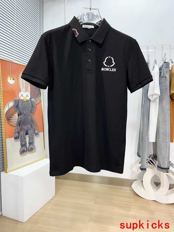 Moncler Luxury Cloth
