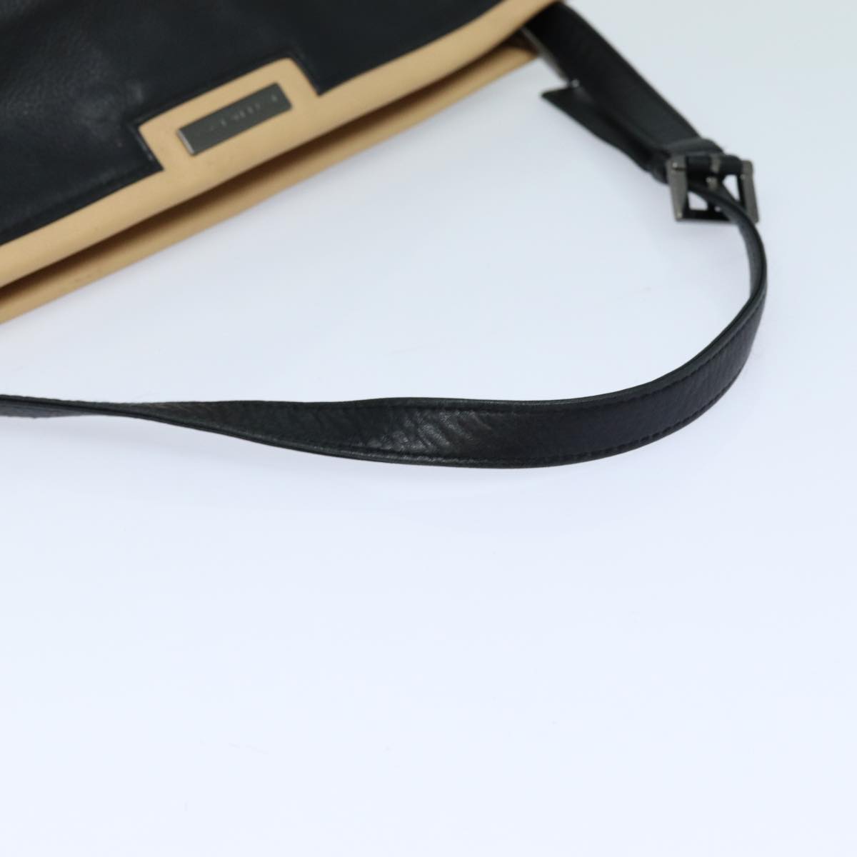 balenciaga Shoulder Bag Leather Black Auth bs15971