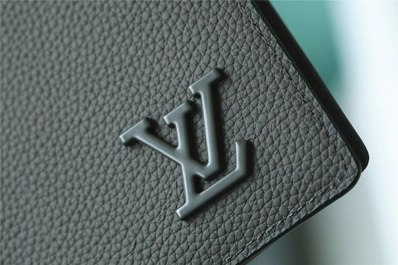 I W Fashion Lu-Vi bags - 10595