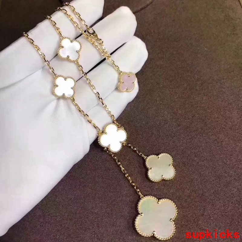 Van Cleef & Arples Jewelry