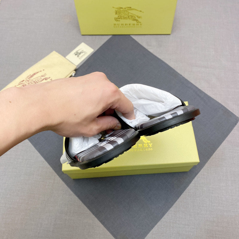 Burberry Luxury Shoes
