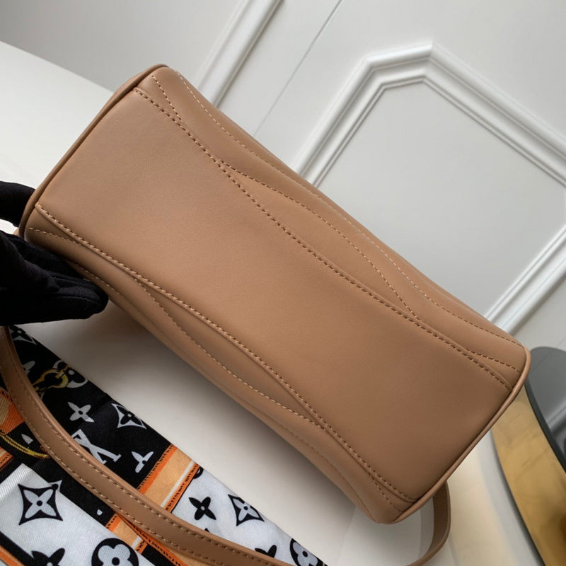 LOV2 Bags - Luxurious Bags  835