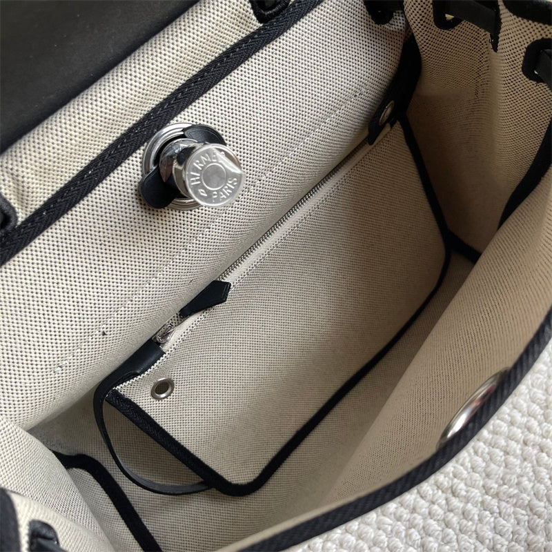 PHA - HMS Bags - 011