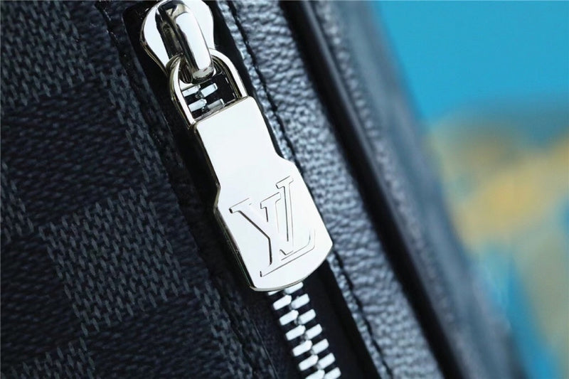 I W Fashion Lu-Vi bags - 9819