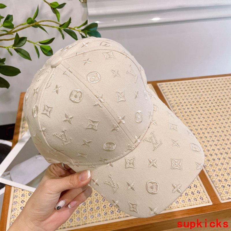 Louis Vuitton Luxury Cap