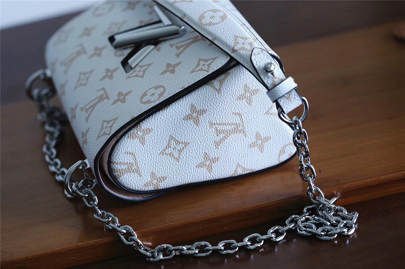 I W Fashion Lu-Vi bags - 8443