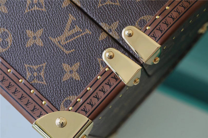 I W Fashion Lu-Vi bags - 11337