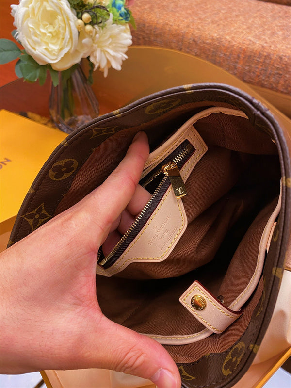 PHA - LOV Bags - 113