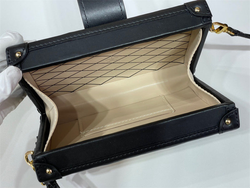 PHA - LOV Bags - 409
