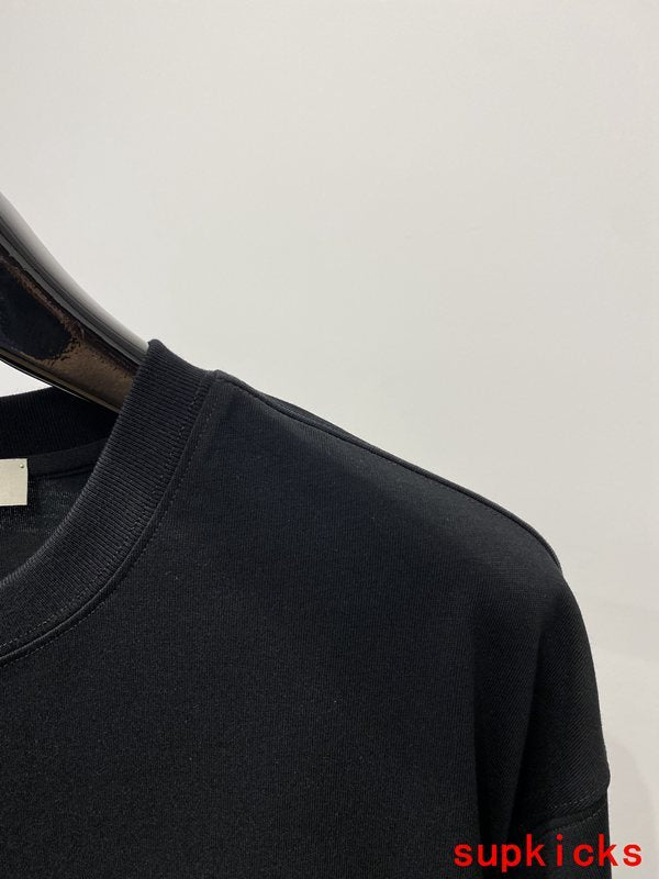 Moncler Luxury Cloth