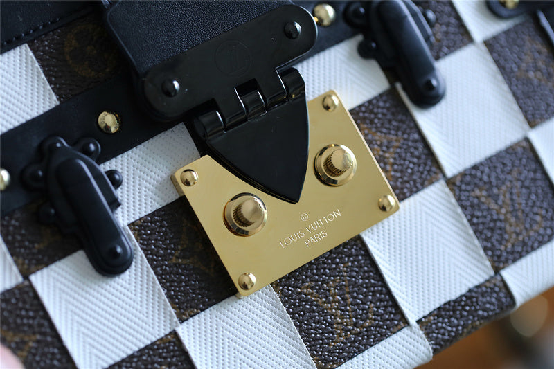 I W Fashion Lu-Vi bags - 8221