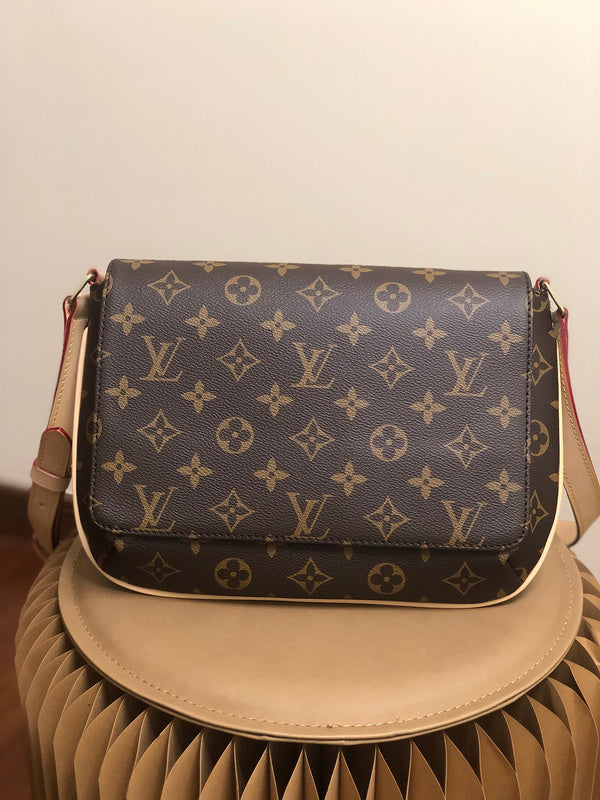 I W Fashion Lu-Vi bags - 17474