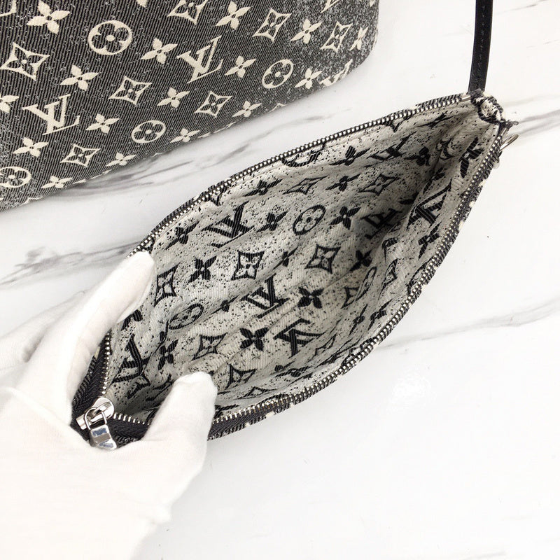 LOV2 Bags - Luxurious Bags  336