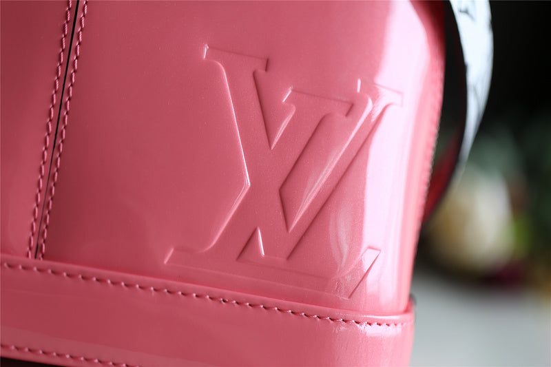 I W Fashion Lu-Vi bags - 8277