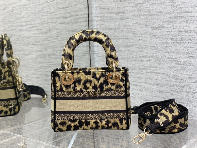 ENT - DOR Bags - 477