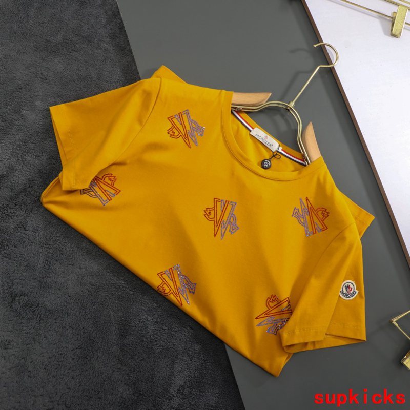 Moncler Luxury Cloth