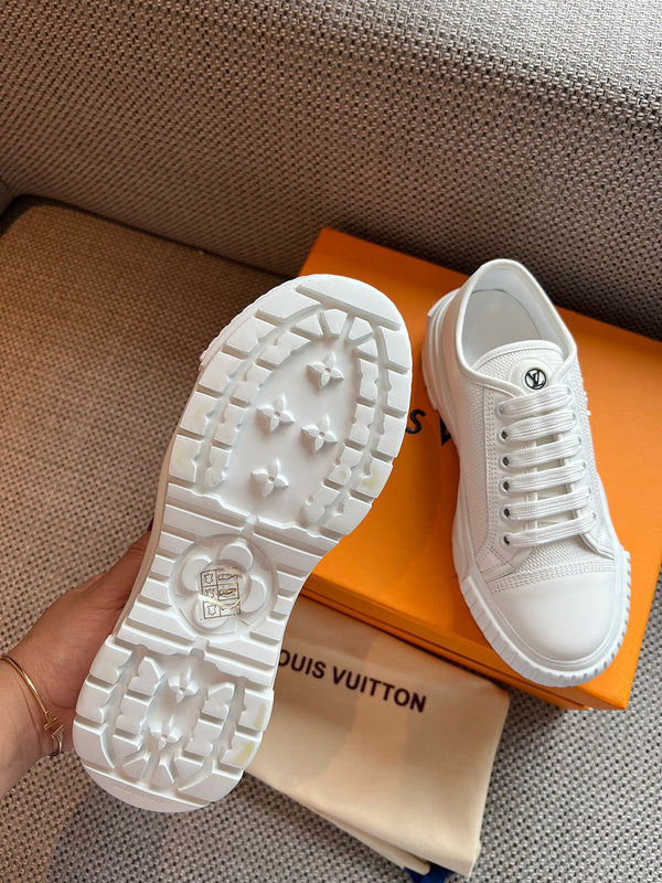 Louis Vuittion Luxury Shoes