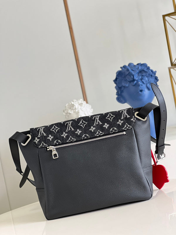 I W Fashion Lu-Vi bags - 17310