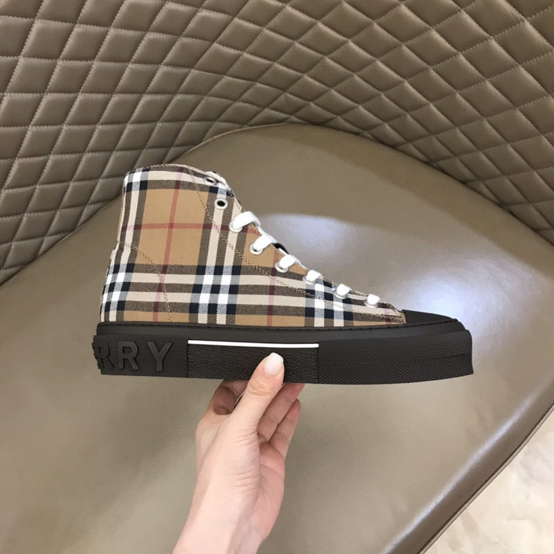 Burberry Luxury Shoes