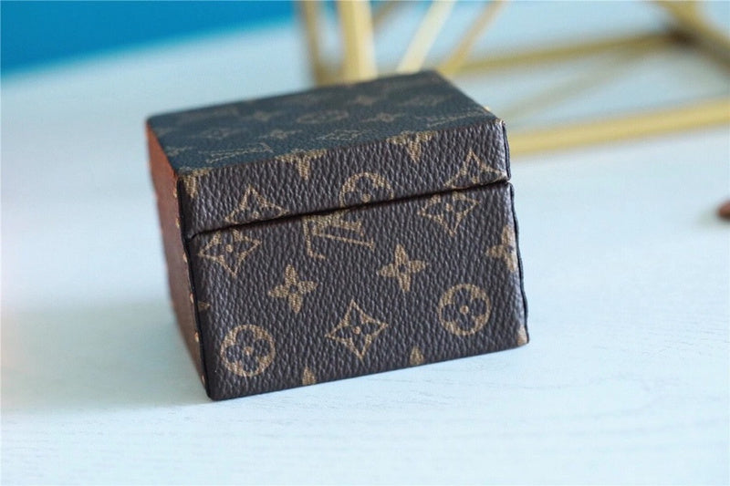 I W Fashion Lu-Vi bags - 9526