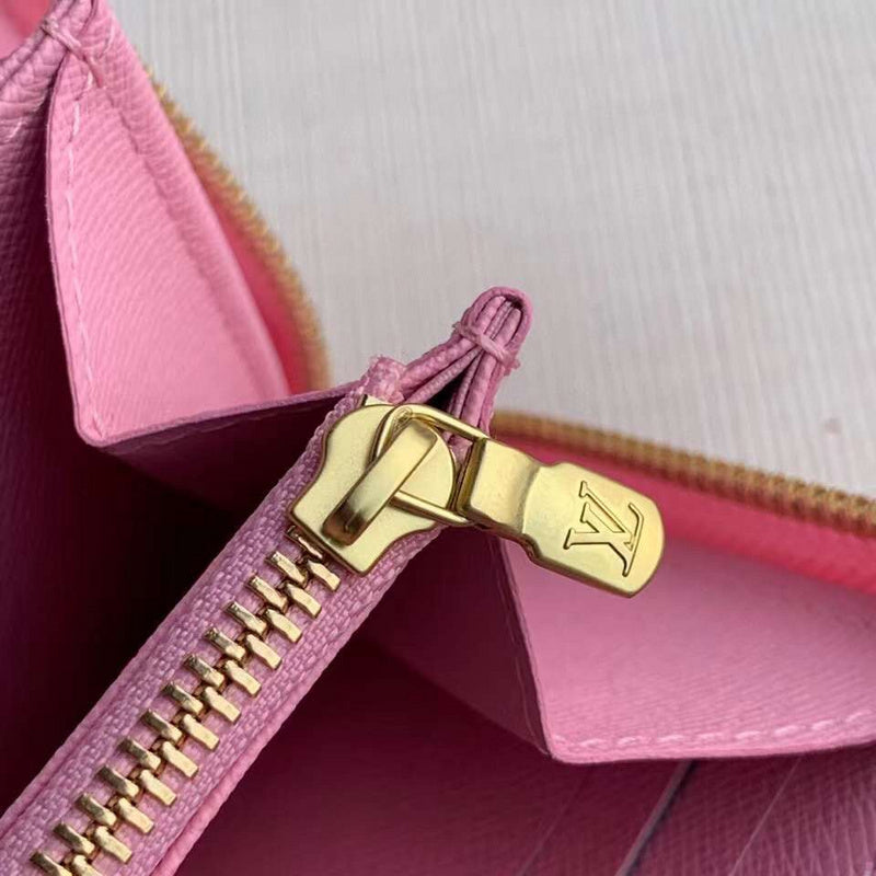 I W Fashion Lu-Vi bags - 17272