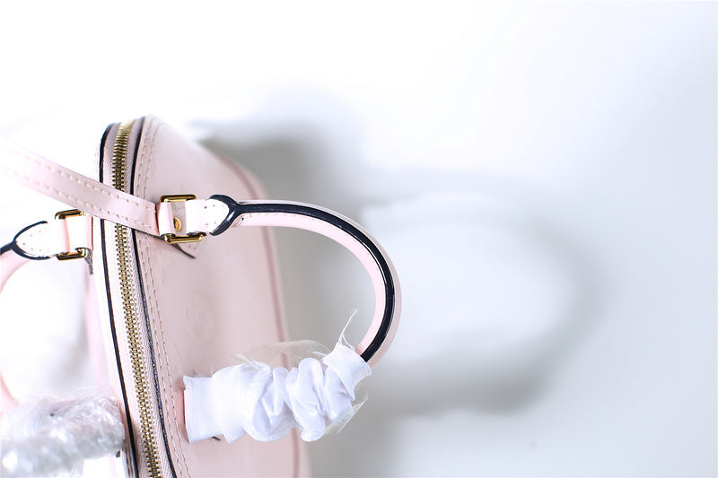 I W Fashion Lu-Vi bags - 8300