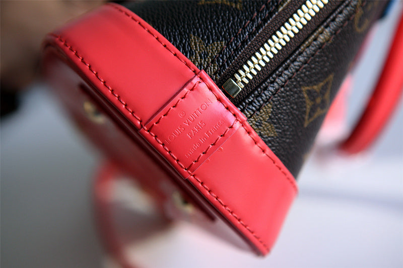 I W Fashion Lu-Vi bags - 8281