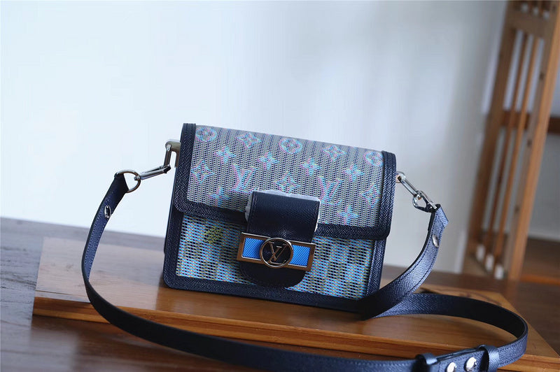 I W Fashion Lu-Vi bags - 8132