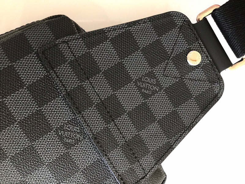 I W Fashion Lu-Vi bags - 17074
