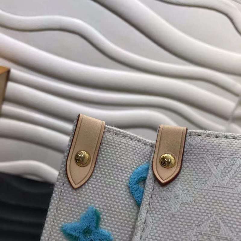 LOV2 Bags - Luxurious Bags  525