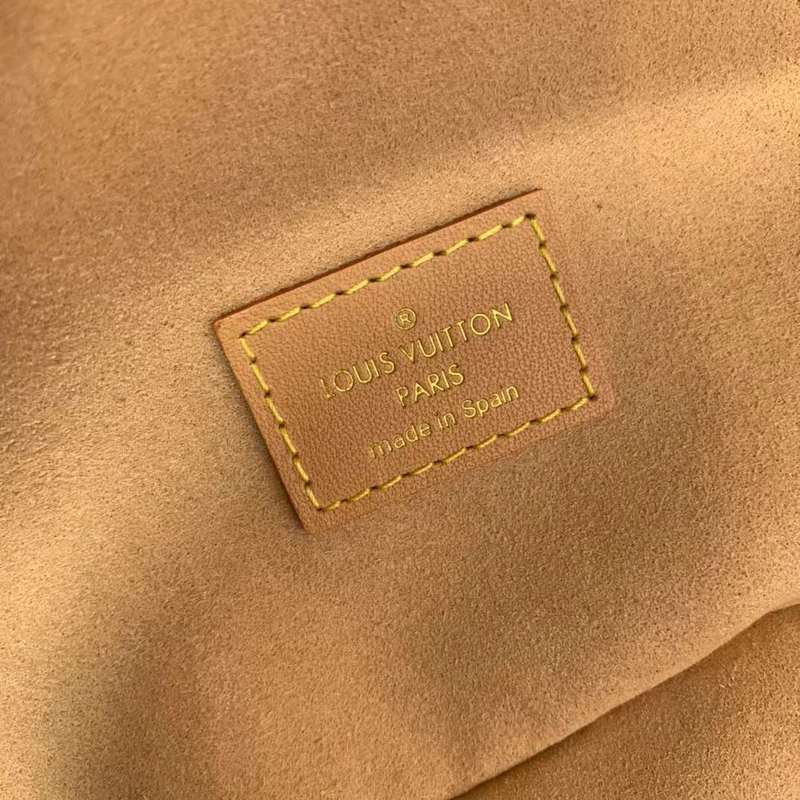LOV2 Bags - Luxurious Bags  509
