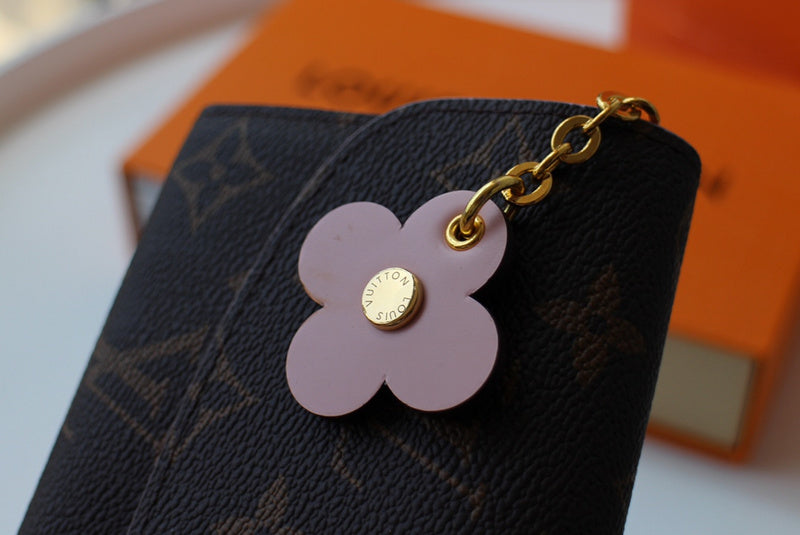 LOV2 Bags - Luxurious Bags  2773