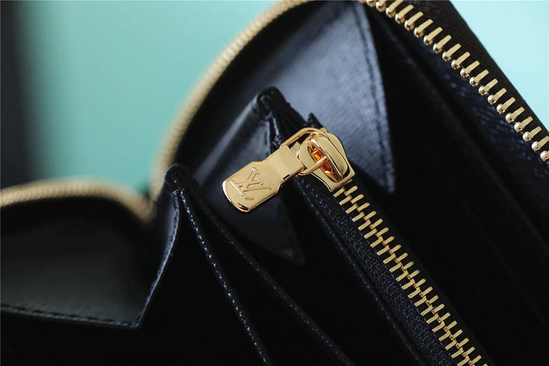 I W Fashion Lu-Vi bags - 8726